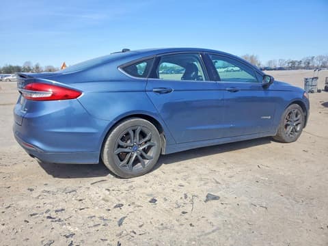 2018 Ford Fusion, VIN 3FA6P0LU2JR137842. Фото 3 з 6 з аукціону Copart. Каталог авто зі США OpenDataCar.