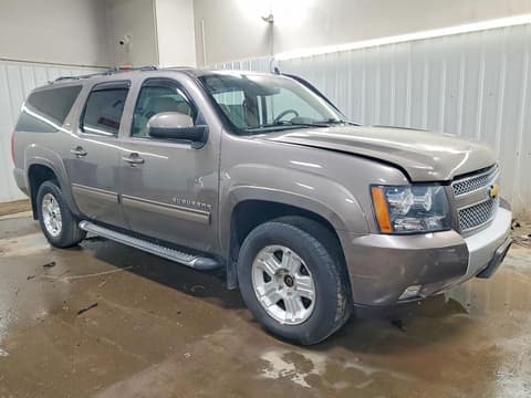 2013 Chevrolet Suburban, VIN 1GNSKJE75DR368424. Фото 4 з 6 з аукціону Copart. Каталог авто зі США OpenDataCar.