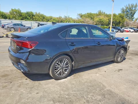 2022 Kia Forte, VIN 3KPF54AD9NE447039. Фото 3 з 6 з аукціону Copart. Каталог авто зі США OpenDataCar.