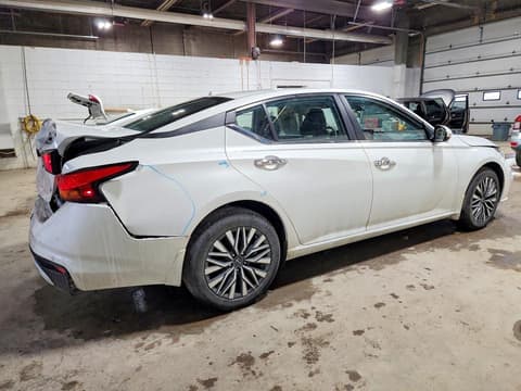 2024 Nissan Altima, VIN 1N4BL4DW7RN313574. Фото 3 з 6 з аукціону Copart. Каталог авто зі США OpenDataCar.