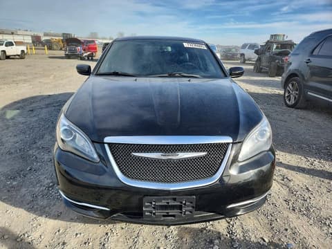 2014 Chrysler 200, VIN 1C3CCBCG9EN193286. Фото 5 з 6 з аукціону Copart. Каталог авто зі США OpenDataCar.