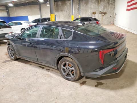 2025 Kia K4, VIN 3KPFT4DEXSE057430. Фото 2 з 6 з аукціону Copart. Каталог авто зі США OpenDataCar.