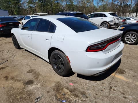 2015 Dodge Charger, VIN 2C3CDXBG1FH813392. Фото 2 з 6 з аукціону Copart. Каталог авто зі США OpenDataCar.
