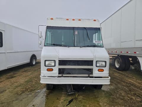 2000 Ford E-350, VIN 1FCJE39L3YHA77527. Фото 5 из 6 с аукциона Copart. Каталог авто из США OpenDataCar.