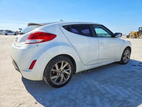 2017 Hyundai Veloster, VIN KMHTC6AD6HU311134. Фото 3 з 6 з аукціону Copart. Каталог авто зі США OpenDataCar.