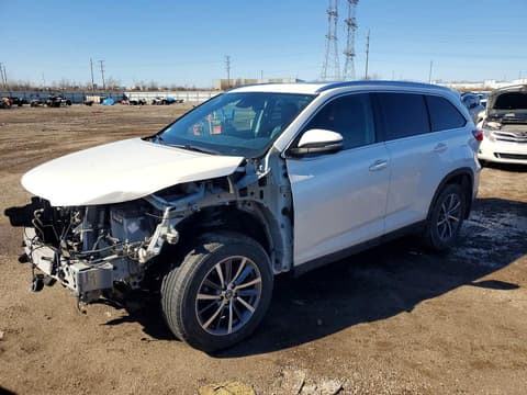 2019 Toyota Highlander, VIN 5TDJZRFH2KS576894. Фото 1 з 6 з аукціону Copart. Каталог авто зі США OpenDataCar.