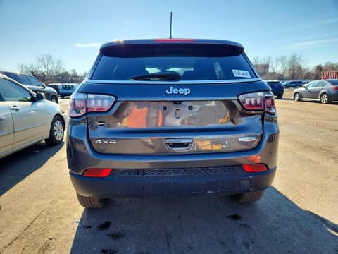 2019 Jeep Compass, VIN 3C4NJDBB0KT647352. Фото 6 з 6 з аукціону Copart. Каталог авто зі США OpenDataCar.