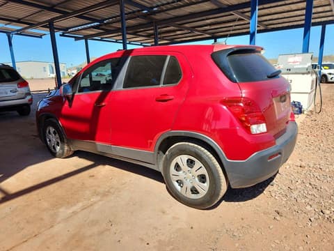 2015 Chevrolet Trax, VIN KL7CJKSB8FB126038. Фото 2 з 6 з аукціону Copart. Каталог авто зі США OpenDataCar.