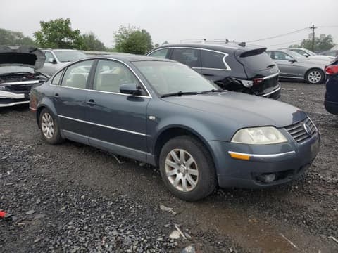 2003 Volkswagen Passat, VIN WVWPD63B03P257299. Zdjęcie 4 z 6 z aukcji Copart. Katalog aut z USA OpenDataCar.