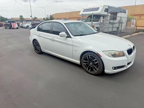 2011 Bmw 3 Series, VIN WBAPH7C54BA801953. Фото 1 з 6 з аукціону Copart. Каталог авто зі США OpenDataCar.