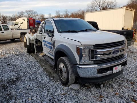 2019 Ford F-550 Super Duty, VIN 1FDUF5HT3KDA07690. Zdjęcie 4 z 6 z aukcji Copart. Katalog aut z USA OpenDataCar.