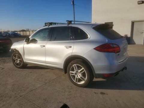 2011 Porsche Cayenne, VIN WP1AA2A20BLA04823. Фото 2 з 6 з аукціону Copart. Каталог авто зі США OpenDataCar.