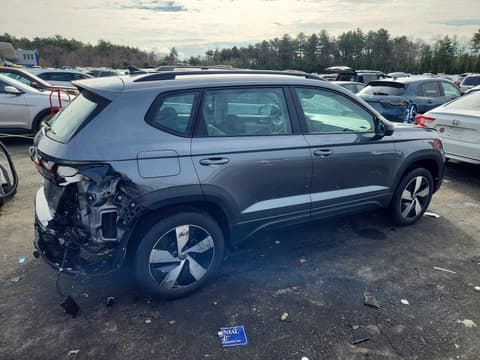 2025 Volkswagen Taos, VIN 3VV8C7B2XSM082550. Фото 3 из 6 с аукциона Copart. Каталог авто из США OpenDataCar.