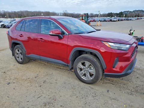 2024 Toyota RAV4, VIN 2T3P1RFV4RW427340. Фото 4 з 6 з аукціону Copart. Каталог авто зі США OpenDataCar.
