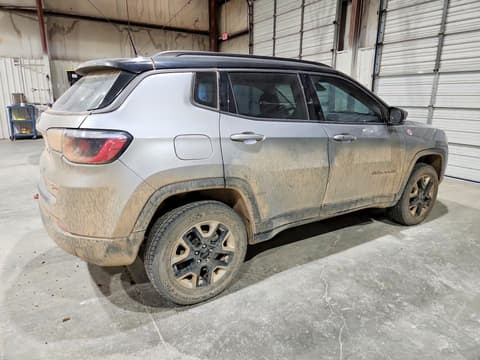 2018 Jeep Compass, VIN 3C4NJDDB7JT207205. Фото 3 з 6 з аукціону Copart. Каталог авто зі США OpenDataCar.
