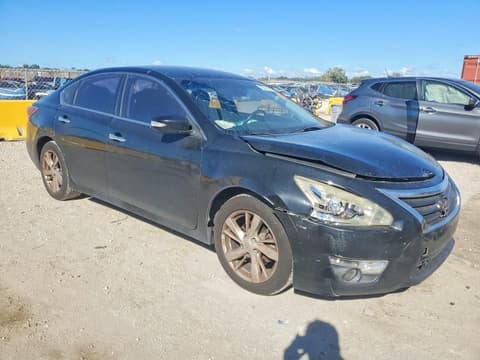 2015 Nissan Altima, VIN 1N4AL3APXFN362377. Фото 4 з 6 з аукціону Copart. Каталог авто зі США OpenDataCar.