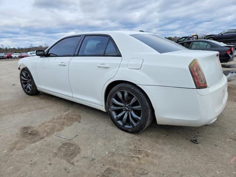 2014 Chrysler 300, VIN 2C3CCABG4EH228644. Фото 2 з 6 з аукціону Copart. Каталог авто зі США OpenDataCar.