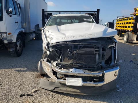 2022 Ford F-550 Super Duty, VIN 1FDUF5GN8NDA27201. Фото 5 из 6 с аукциона Copart. Каталог авто из США OpenDataCar.