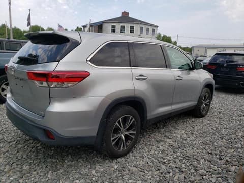 2019 Toyota Highlander, VIN 5TDBZRFH4KS957067. Фото 3 з 6 з аукціону Copart. Каталог авто зі США OpenDataCar.