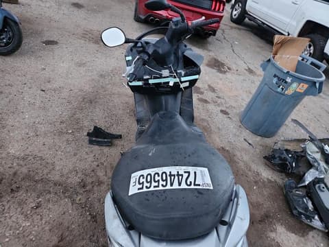 2014 Suzuki UH200, VIN MLCCH41A2E1600768. Фото 6 з 6 з аукціону Copart. Каталог авто зі США OpenDataCar.