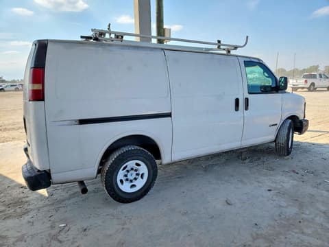 2004 Chevrolet Express 2500, VIN 1GCGG25V841128996. Фото 3 з 6 з аукціону Copart. Каталог авто зі США OpenDataCar.