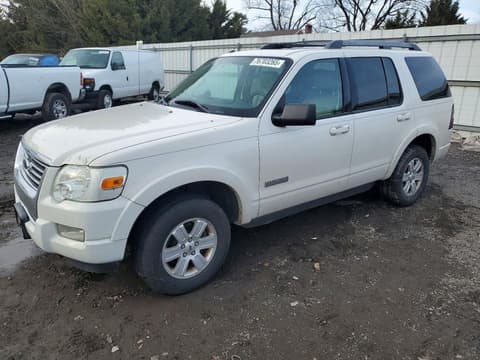 2008 Ford Explorer, VIN 1FMEU63E38UA63453. Фото 1 з 6 з аукціону Copart. Каталог авто зі США OpenDataCar.