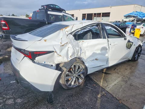 2022 Lexus IS 350, VIN JTHGZ1B20N5052519. Фото 3 з 6 з аукціону Copart. Каталог авто зі США OpenDataCar.