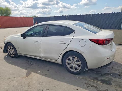 2015 Mazda 3, VIN 3MZBM1U72FM209351. Фото 2 з 6 з аукціону Copart. Каталог авто зі США OpenDataCar.