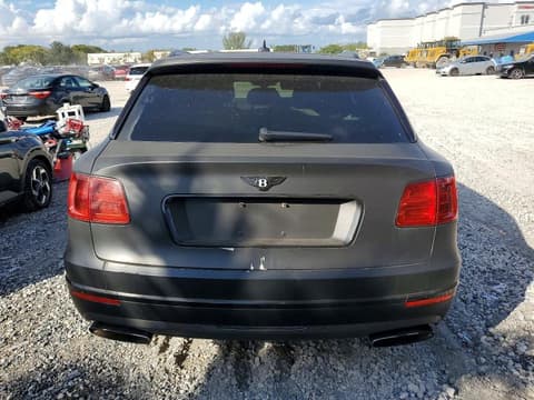 2017 Bentley Bentayga, VIN SJAAC2ZV2HC013821. Фото 6 из 6 с аукциона Copart. Каталог авто из США OpenDataCar.