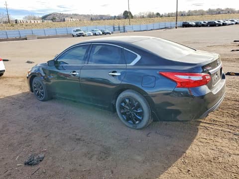 2017 Nissan Altima, VIN 1N4AL3AP7HN334264. Фото 2 з 6 з аукціону Copart. Каталог авто зі США OpenDataCar.