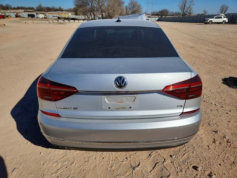 2018 Volkswagen Passat, VIN 1VWBA7A30JC008331. Фото 6 з 6 з аукціону Copart. Каталог авто зі США OpenDataCar.
