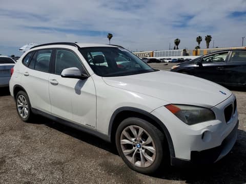 2014 Bmw X1, VIN WBAVL1C56EVR94235. Фото 4 з 6 з аукціону Copart. Каталог авто зі США OpenDataCar.