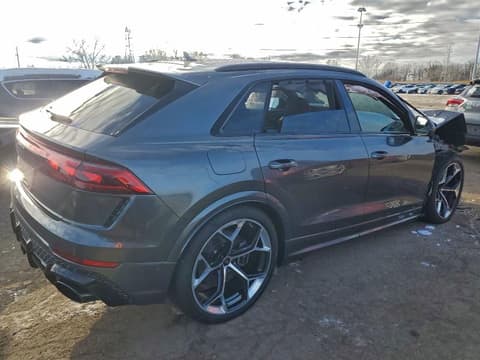 2025 Audi RS Q8, VIN WU1ARBF18SD016676. Фото 3 з 6 з аукціону Copart. Каталог авто зі США OpenDataCar.