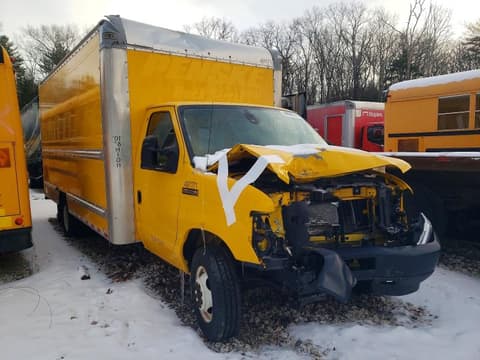 2022 Ford Econoline, VIN 1FDWE3FN0NDC15096. Фото 4 з 6 з аукціону Copart. Каталог авто зі США OpenDataCar.