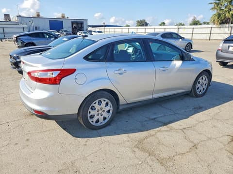 2012 Ford Focus, VIN 1FAHP3F20CL202080. Фото 3 из 6 с аукциона Copart. Каталог авто из США OpenDataCar.