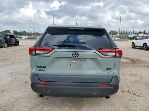 2021 Toyota RAV4, VIN 2T3W1RFV1MW134595. Фото 6 з 6 з аукціону Copart. Каталог авто зі США OpenDataCar.