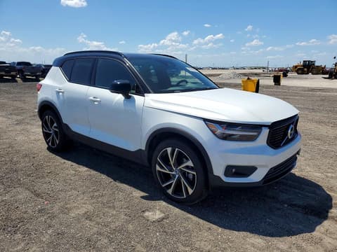 2022 Volvo XC40, VIN YV4162UM9N2642768. Zdjęcie 4 z 6 z aukcji Copart. Katalog aut z USA OpenDataCar.