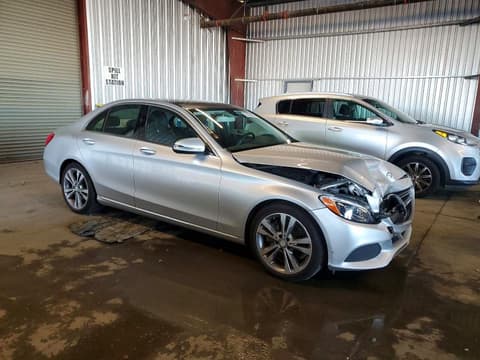 2017 Mercedes-benz C-Class, VIN 55SWF4JB8HU182056. Фото 4 з 6 з аукціону Copart. Каталог авто зі США OpenDataCar.