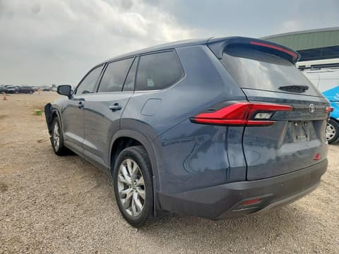 2024 Toyota Highlander, VIN 5TDAAAA54RS009280. Фото 2 з 6 з аукціону Copart. Каталог авто зі США OpenDataCar.