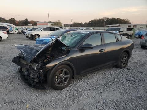 2025 Kia K4, VIN 3KPFT4DEXSE134233. Фото 1 з 6 з аукціону Copart. Каталог авто зі США OpenDataCar.