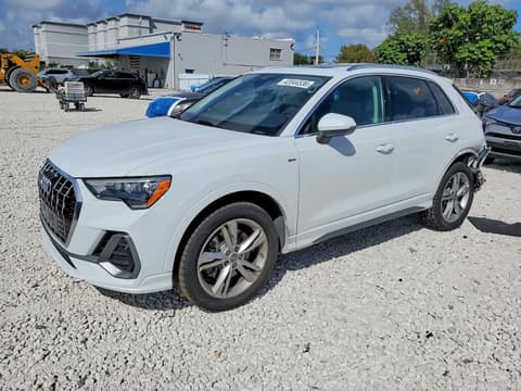 2020 Audi Q3, VIN WA1DECF32L1102799. Фото 1 из 6 с аукциона Copart. Каталог авто из США OpenDataCar.