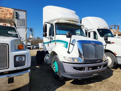 2011 International 8000-Series, VIN 1HSHWSHN5BJ397111. Фото 1 з 6 з аукціону Copart. Каталог авто зі США OpenDataCar.