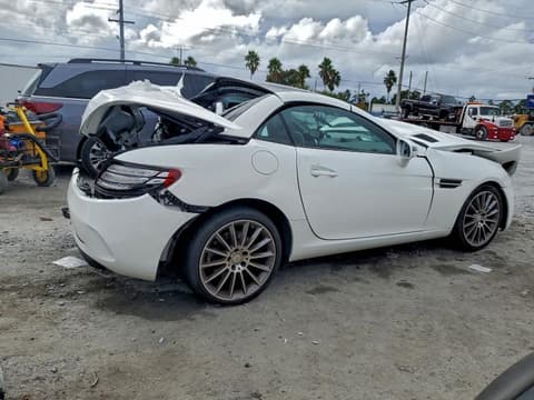 2017 Mercedes-benz SLC-Class, VIN WDDPK3JA1HF129025. Фото 3 з 6 з аукціону Copart. Каталог авто зі США OpenDataCar.