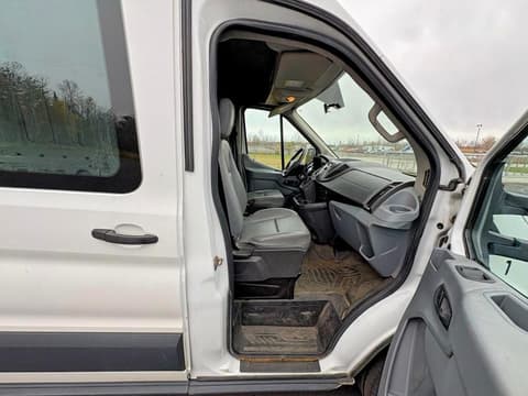 2015 Ford Transit, VIN 1FTNR2CM3FKA00707. Фото 5 з 6 з аукціону Copart. Каталог авто зі США OpenDataCar.