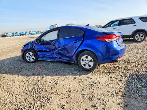 2017 Kia Forte, VIN 3KPFK4A71HE017450. Zdjęcie 2 z 6 z aukcji Copart. Katalog aut z USA OpenDataCar.