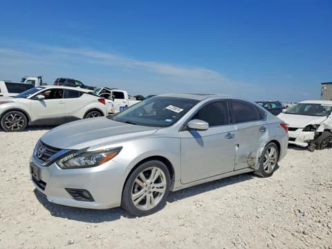 2017 Nissan Altima, VIN 1N4BL3AP1HC134030. Фото 1 з 6 з аукціону Copart. Каталог авто зі США OpenDataCar.