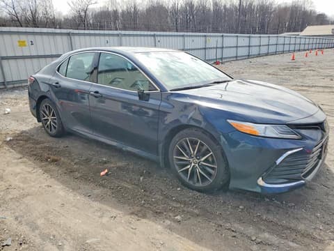 2021 Toyota Camry, VIN 4T1F11AKXMU521363. Zdjęcie 4 z 6 z aukcji Copart. Katalog aut z USA OpenDataCar.