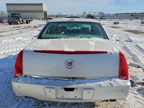 2010 Cadillac DTS, VIN 1G6KD5EY3AU137262. Фото 6 з 6 з аукціону Copart. Каталог авто зі США OpenDataCar.