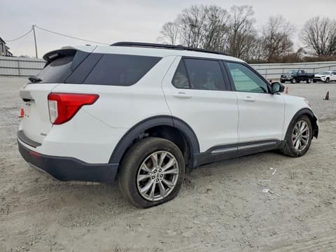 2021 Ford Explorer, VIN 1FMSK8DH4MGA49471. Фото 3 з 6 з аукціону Copart. Каталог авто зі США OpenDataCar.
