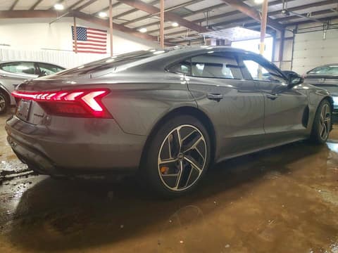 2024 Audi RS e-tron GT, VIN WAUBHBFW1R7901789. Фото 3 из 6 с аукциона Copart. Каталог авто из США OpenDataCar.